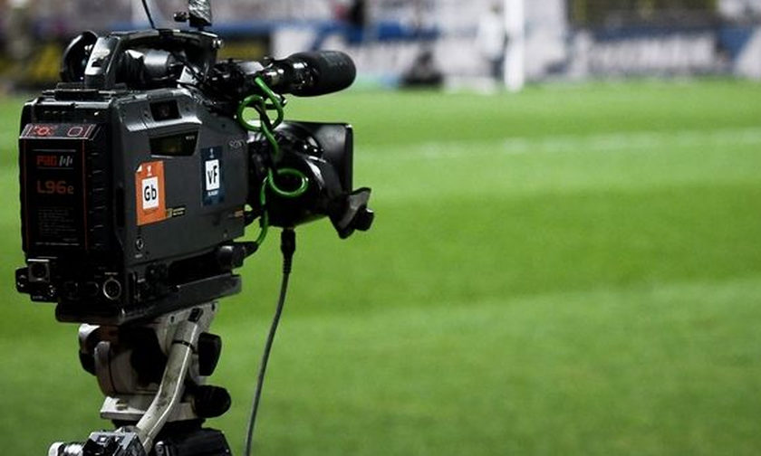 Θέλει την κεντρική διαχείριση της Super League η Cosmote TV