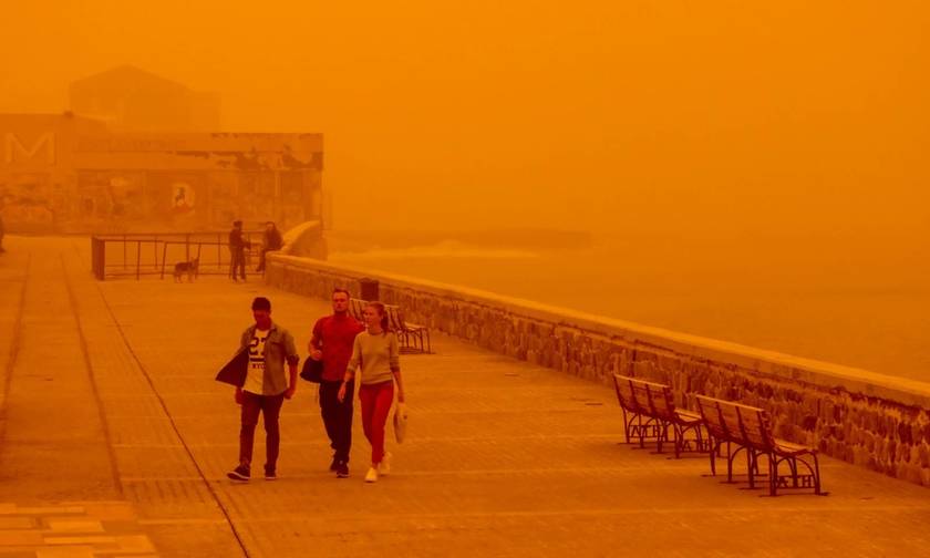 Συννεφιά, βροχές και σκόνη από την Αφρική