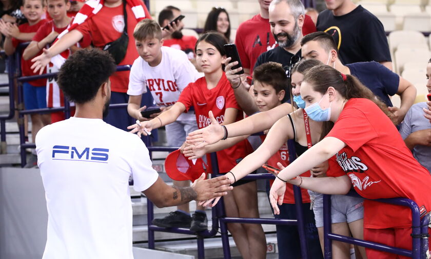 Ολυμπιακός: Η παρακάμερα της αναμέτρησης με τον Προμηθέα