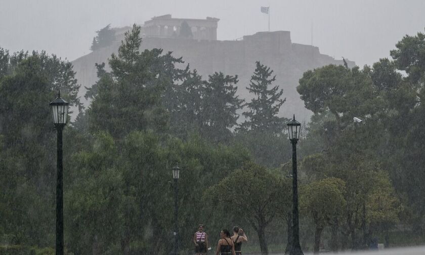 Κακοκαιρία: Σε επιφυλακή ο κρατικός μηχανισμός - Που θα χτυπήσει η «Eva»