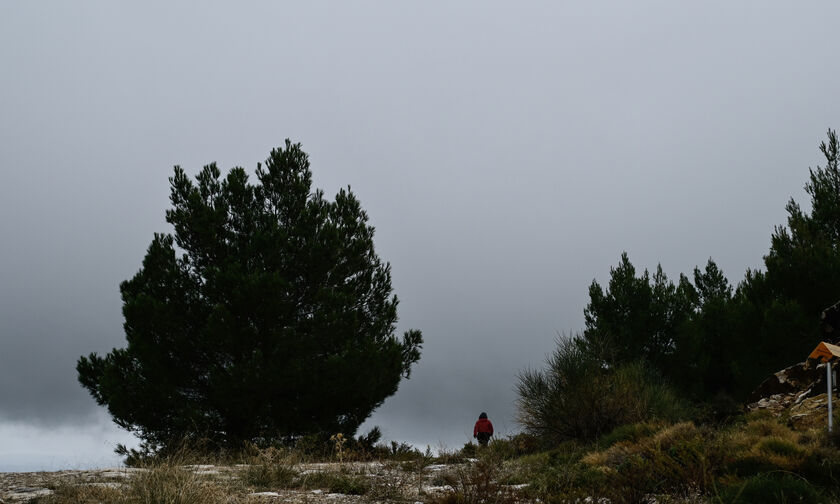 Kαιρός: Προβλέπονται αυξημένες νεφώσεις με τοπικές βροχές