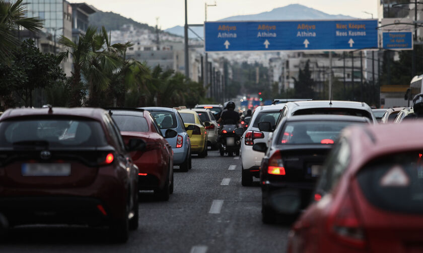 Καθαρά Δευτέρα: Συνεχίζεται η έξοδος των εκδρομέων – Ομαλά η κίνηση στα λιμάνια