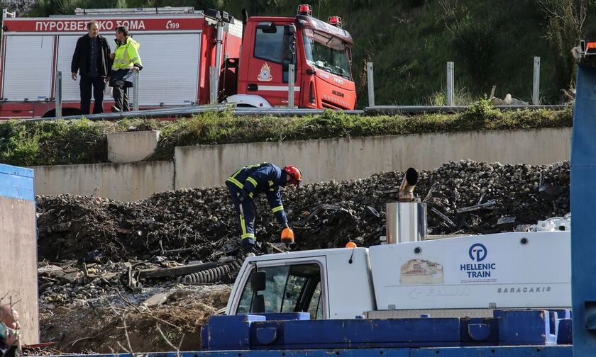 Τραγωδία στα Τέμπη: Αγωνία σε δύο οικογένειες - Τα «ορφανά» DNA