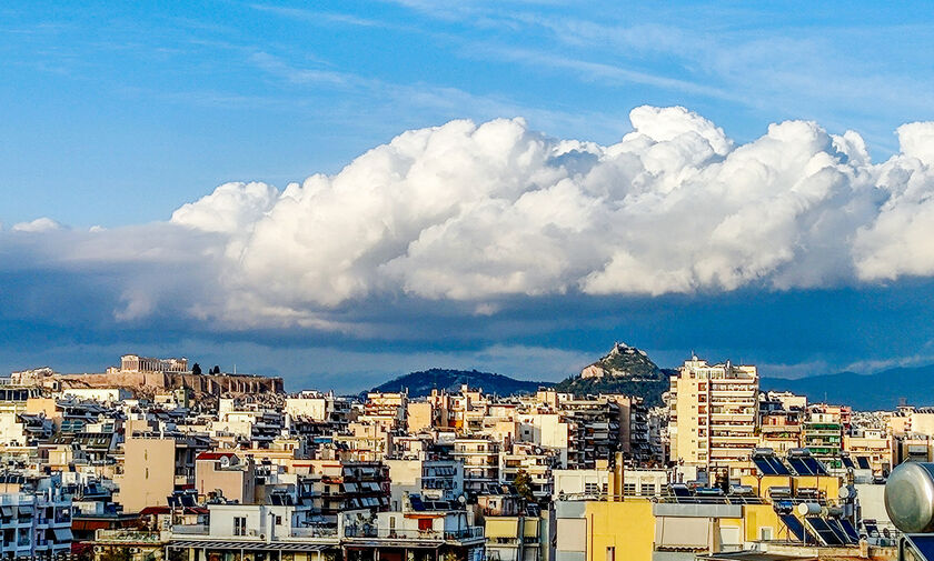 Καιρός: Βελτιωμένος την Δευτέρα, άνοδος της θερμοκρασίας