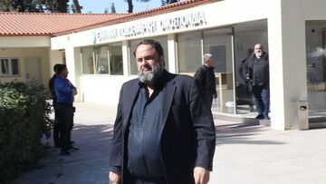 ΕΠΟ - Αποχώρηση Μαρινάκη από τα γραφεία της ομοσπονδίας (vid)