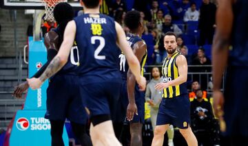 Φενέρμπαχτσε - Μερκεζεφέντι 79-72: Νίκη με αποβολή Ιτούδη (vid)