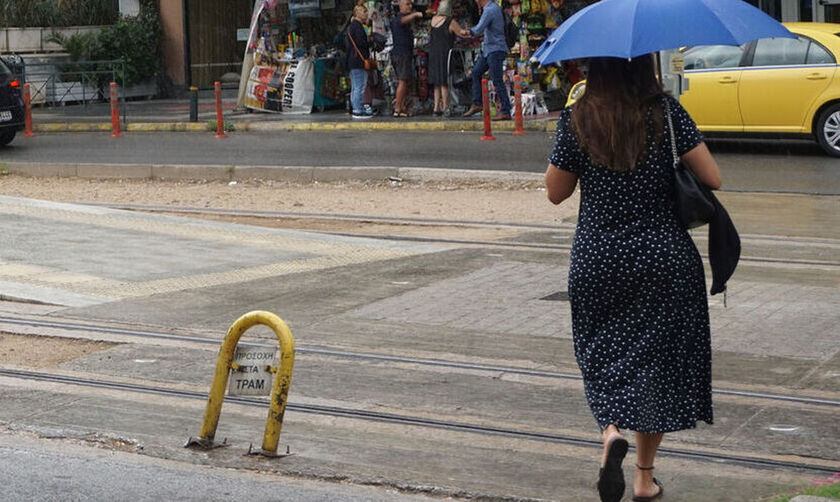 Καιρός: Βροχερό πρωί Κυριακής