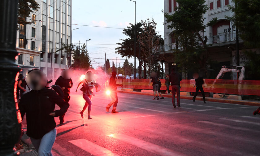 Επεισόδια στο κέντρο της Αθήνας - Προσαγωγές μετά τα συλλαλητήρια