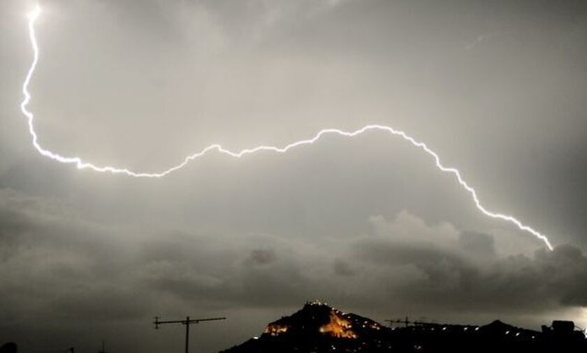 Ρεκόρ: Αστραπή μήκους 709 χιλιομέτρων και διάρκειας 16,73 δευτερολέπτων