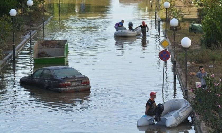 Πυροσβεστική: Έχουν πραγματοποιηθεί 3.576 διασώσεις ατόμων στη Θεσσαλία και 3.132 αντλήσεις υδάτων