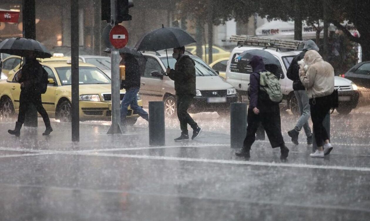 Ξεκίνησε η επέλαση της κακοκαιρίας Elias: Πού «χτύπησε» και ποιες περιοχές ακολουθούν