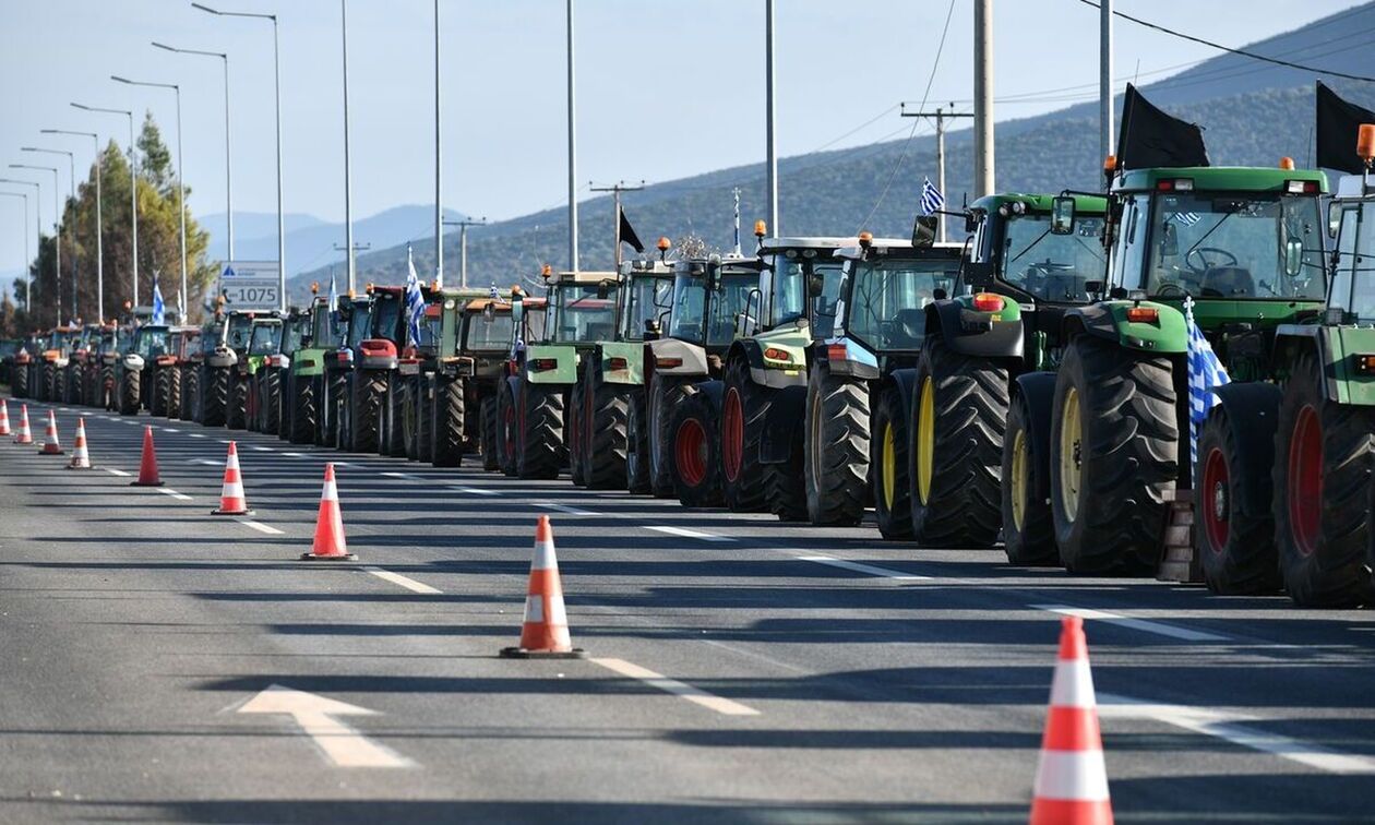 Ενισχύονται τα αγροτικά μπλόκα