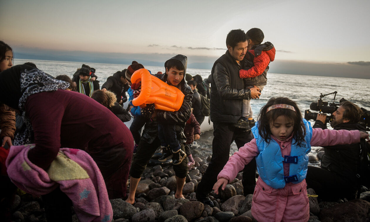 Κρήτη: Διάσωση 17 μεταναστών στη Γαύδο