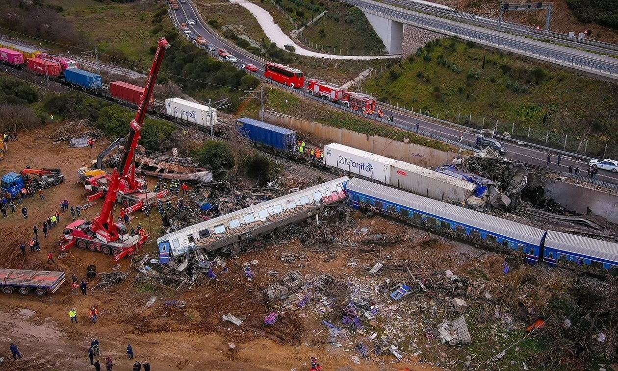 Τέμπη: Οργή των συγγενών των θυμάτων, «απομακρύνετε πρόσωπα που βρίσκονται σε θέσεις-κλειδιά» 