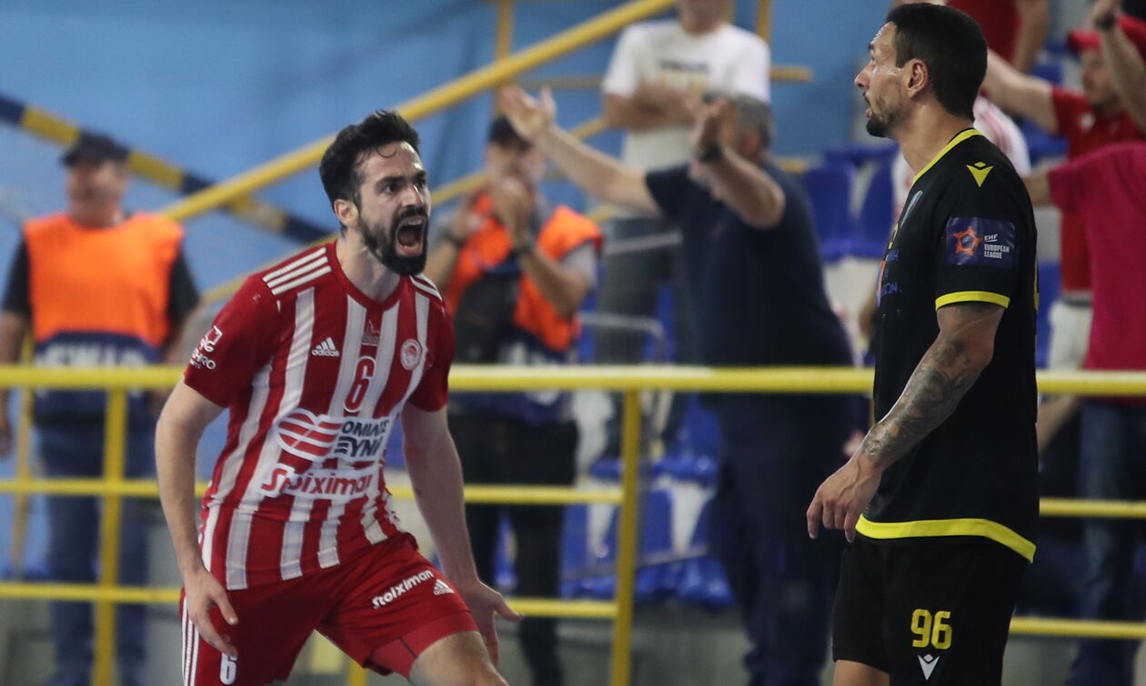 Handball Premier: Στην παράταση ο Ολυμπιακός 24-22 την ΑΕΚ και έκανε το 2-1 στους τελικούς!