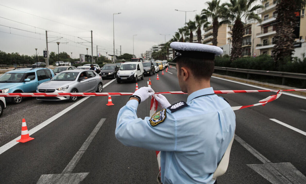 Κυκλοφοριακές ρυθμίσεις στο Μοσχάτο λόγω πυρκαγιάς σε κτήριο