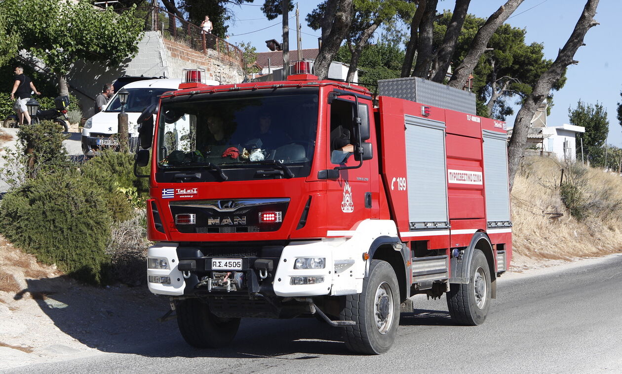 Υπό έλεγχο η πυρκαγιά στη Σέριφο - Σε αυξημένη επιφυλακή ο κρατικός μηχανισμός