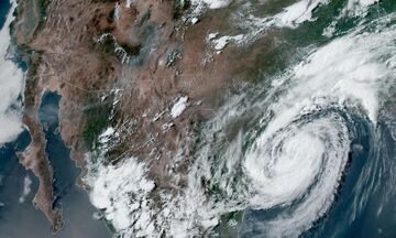 ΗΠΑ: Σαρώνει το Τέξας η τροπική καταιγίδα Μπέριλ - Ένας νεκρός, μεγάλες καταστροφές