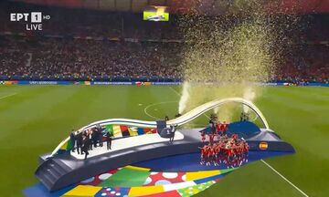 Η Ισπανία είναι πρωταθλήτρια Ευρώπης για τέταρτη φορά στην ιστορία της | Η απονομή του τροπαίου