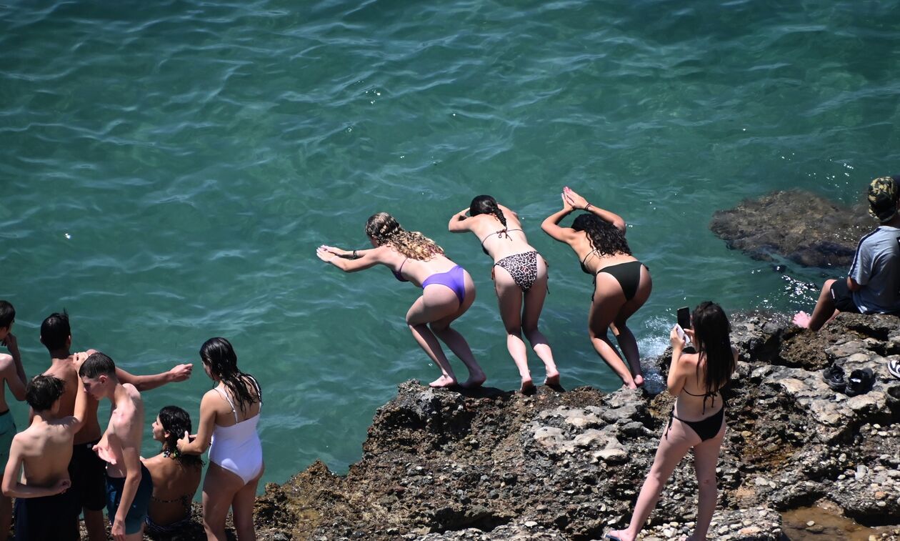 Καιρός: Επιστρέφει στα... κόκκινα ο υδράργυρος