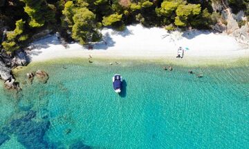 Κάλαμος - Καστός: Δύο μυστικά νησάκια στο Ιόνιο! (vids)