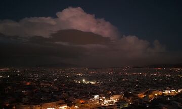 Αθήνα - Timelapse από drone με την καταιγίδα να απομακρύνεται από την πόλη