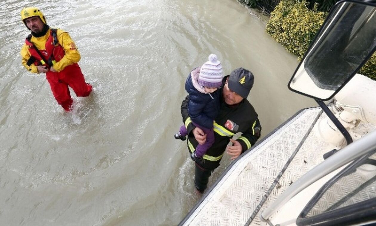 Υπερχείλισε ποταμός στην Εμίλια Ρομάνια