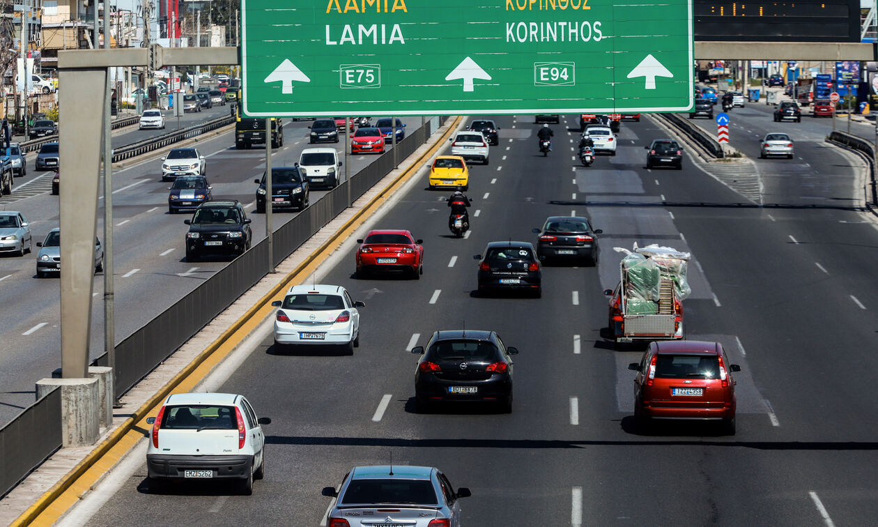 Κίνηση: Αυξημένη στον Κηφισό και στο κέντρο - Καθυστερήσεις στην Αττική Οδό