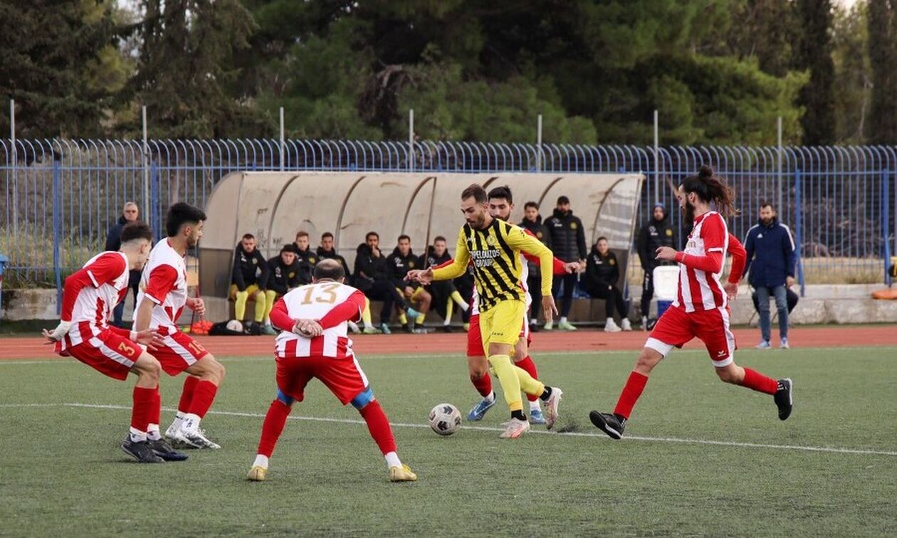 Ηλυσιακός: Πρώτος και αήττητος