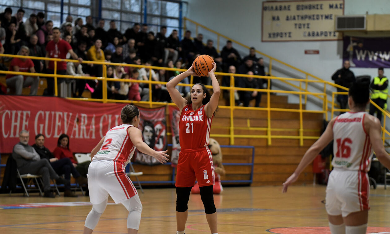 Πανσερραϊκός - Ολυμπιακός 55-75: Αποσπάστηκε στην κορυφή! (βαθμολογία) 