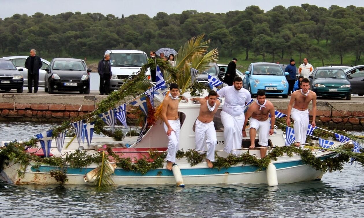 Θεοφάνια: Τρεις προορισμοί με ξεχωριστά έθιμα