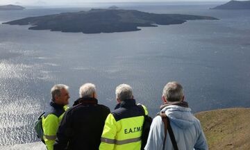 Έντονη προσεισμική δραστηριότητα ή σμηνοσειρά: Τα βασικά σενάρια για τους σεισμούς στη Σαντορίνη