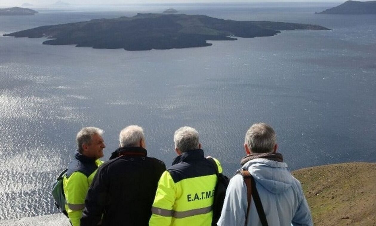 Κυκλάδες: Αλλες πέντε σεισμικές δονήσεις τη νύχτα, ανάμεσά τους μια 5 βαθμών