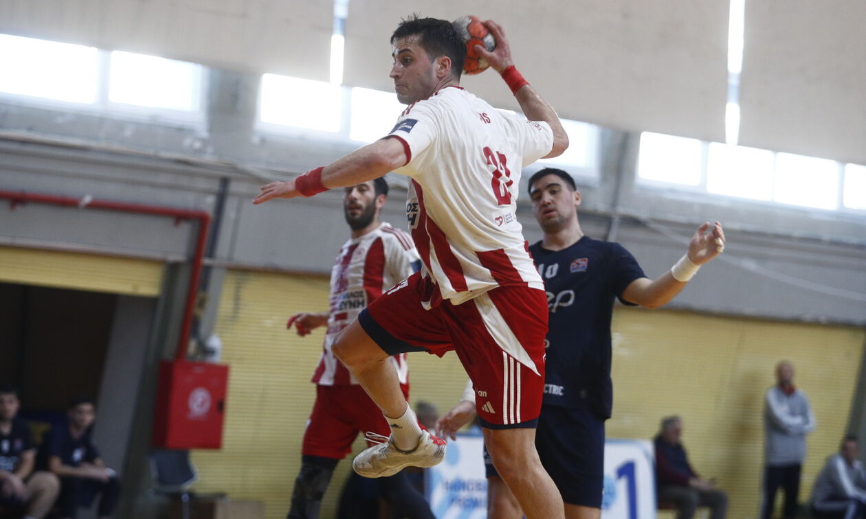 Handball Premier: Έπιασε στην κορυφή την ΑΕΚ ο ...16αρης Ολυμπιακός!