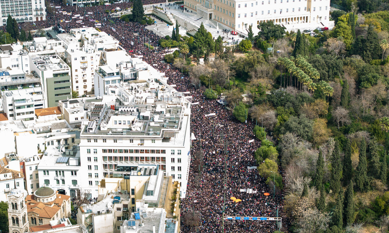 Η τραγωδία είναι πολιτική και η πολιτική είναι τραγωδία